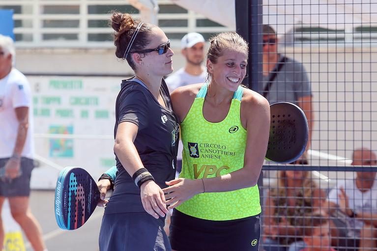 Iriart- Perez Cabeza, en masculino, y Orsi- Marchetti, en femenino, campeones en Nápoles